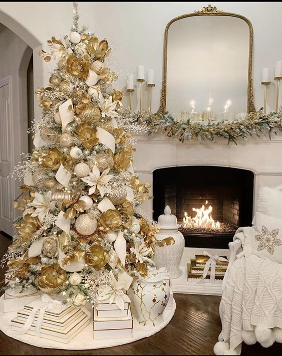 30+ Christmas Decoration Tips: Ideas for Home & Office